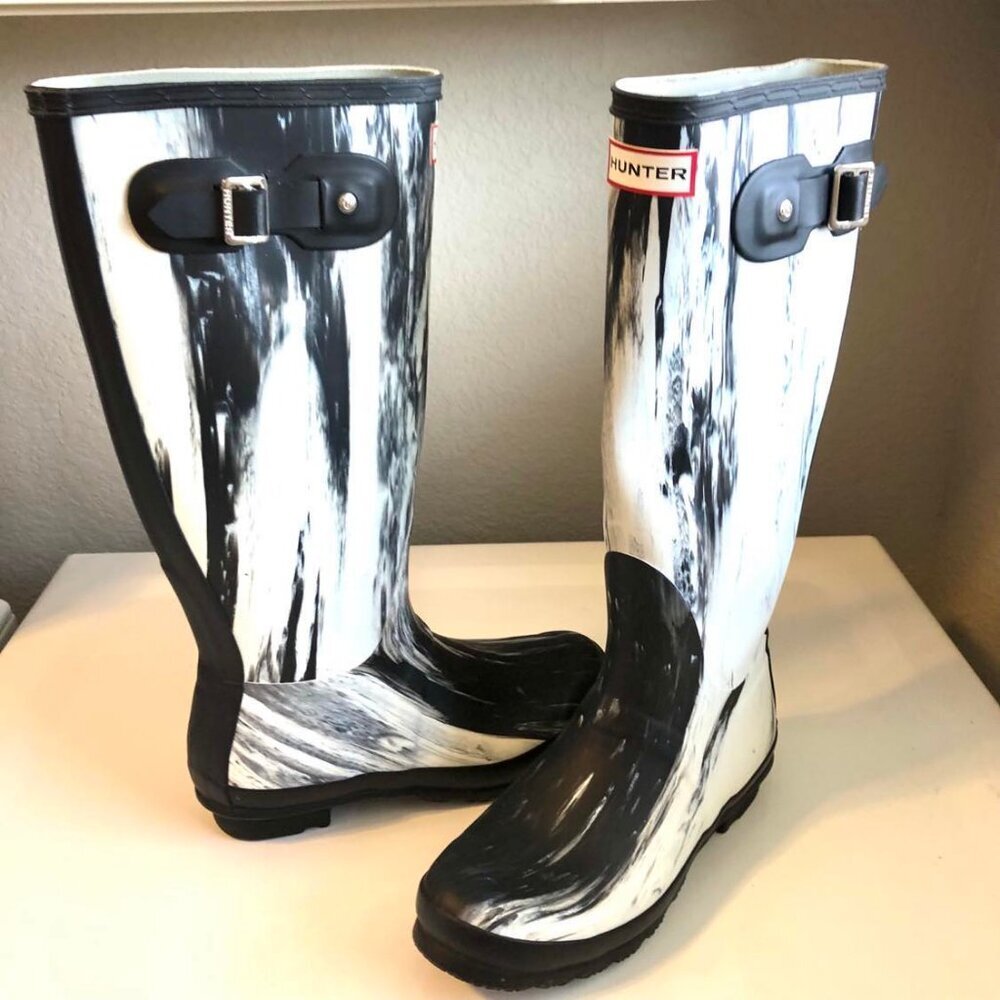 HUNTER ORIGINAL LTD ED Nightfall Tall Rain Boot Wellies Wh\Blk 6 - Picture 2 of 7